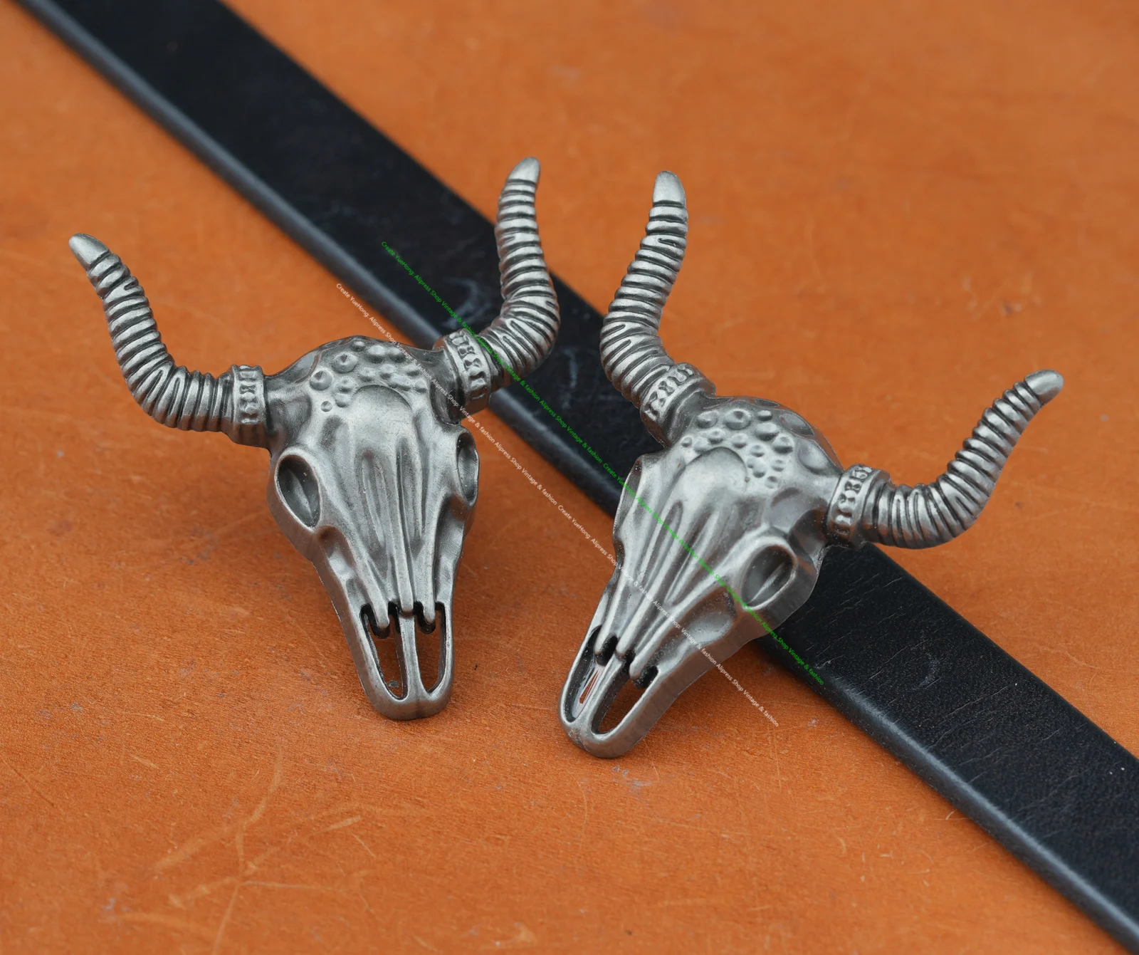 10x50*43mm Punk Biker Antik Silber Western Bull Head Longhorn Leder Craft Gürtel Zubehör Sattel Concho Knopf Schraube zurück – Detail 4
