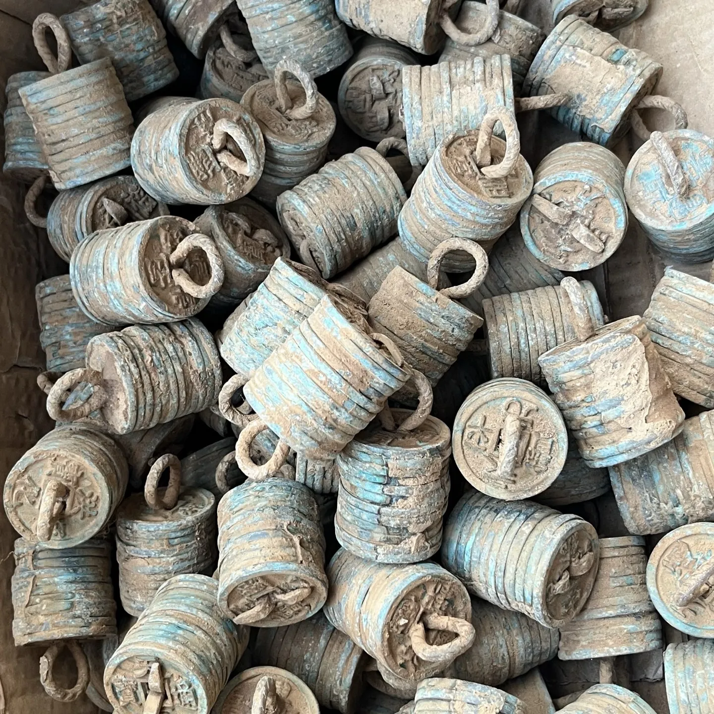 Vintage Antique Brass Coins - Authentic Replica Collectibles from Ancient China, Ideal for Collectors and History Enthusiasts