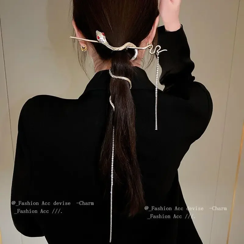 Serpentine Diamond-encrusted Tassel Women's Hairpin Korean-style Niche High-end Light Luxury Fashion Hairpin Headwea