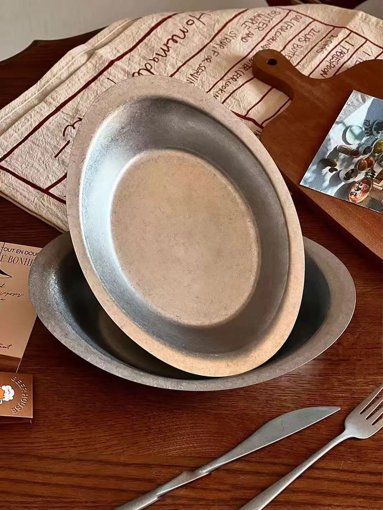 Amerikanischer Retro-Edelstahlteller, ovaler Teller im Western-Stil, Curry-Reis-Teller, Pasta-Teller, Salatteller, Kaffeehaus-Geschirr 1 Stück – Detail 4