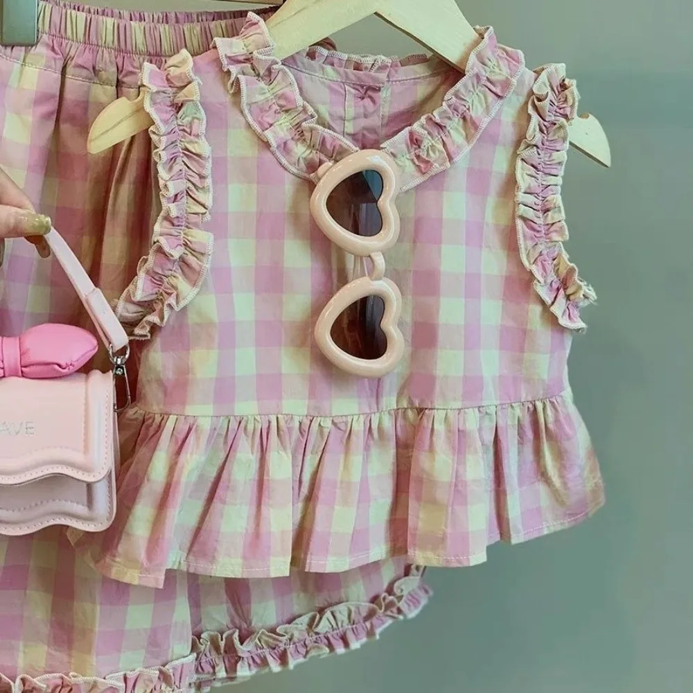 Pakaian Anak Versi Korea 2025 Set Pakaian Anak Perempuan Motif Kotak-kotak Musim Panas Baru Rompi Tanpa Lengan Warna Pink+Celana Lebar Berenda