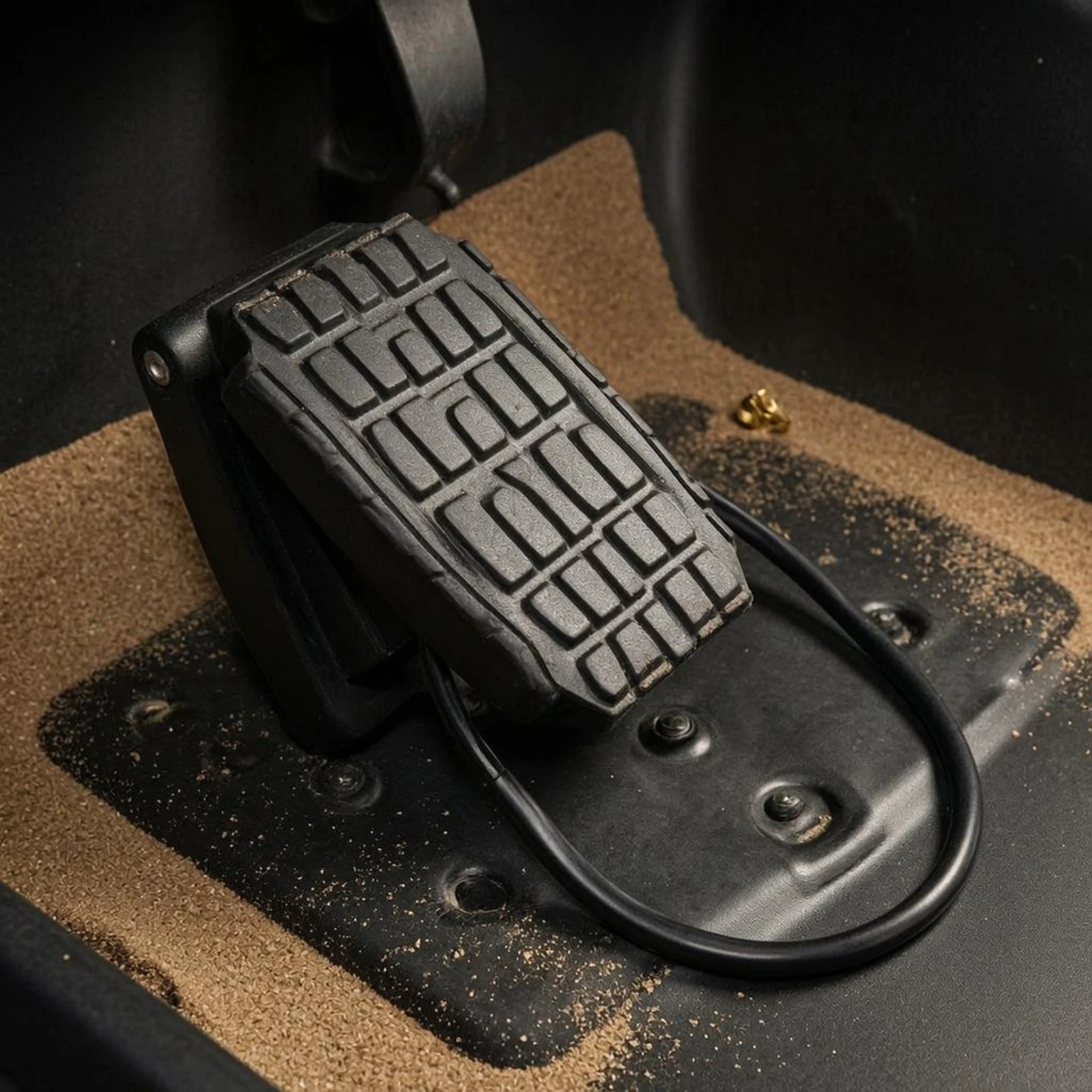 Electric Throttle Pedal Switch Diamond-Pattern Grip Pattern Vehicle Throttle Pedal Switch Textured Replacement Part