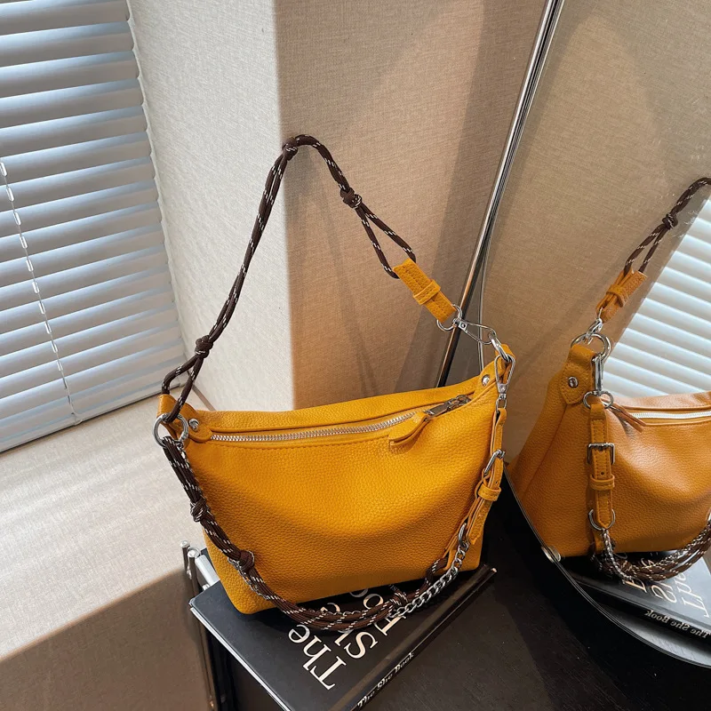 

2025 New Minimalist Underarm Shoulder Bag for Women, Sophisticated Crossbody Purse, Chic Casual Handbag, Elegant & Versatile​