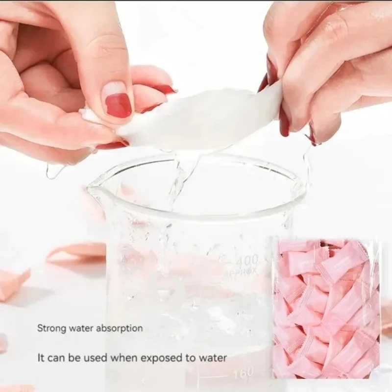 50枚入り 圧縮タオル 使い捨て 化粧用コットン クレンジング 敏感肌用 旅行用 圧縮バッグパック ソフト ポータブル 旅行用