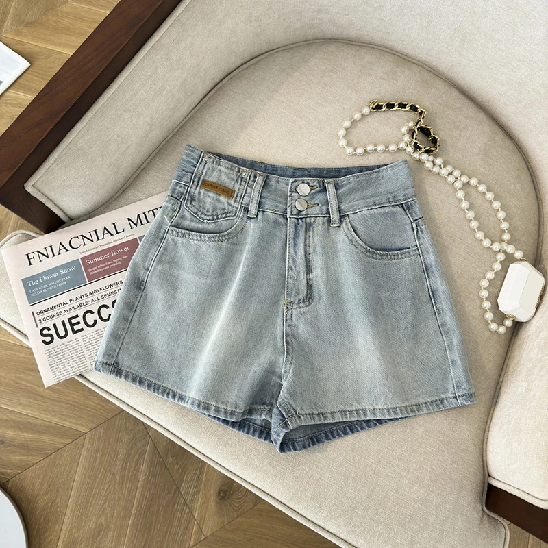 

Embroidered Denim Shorts Women's Summer 2024 thin high-waisted wide-leg pants designed with washed blue double button hot pants