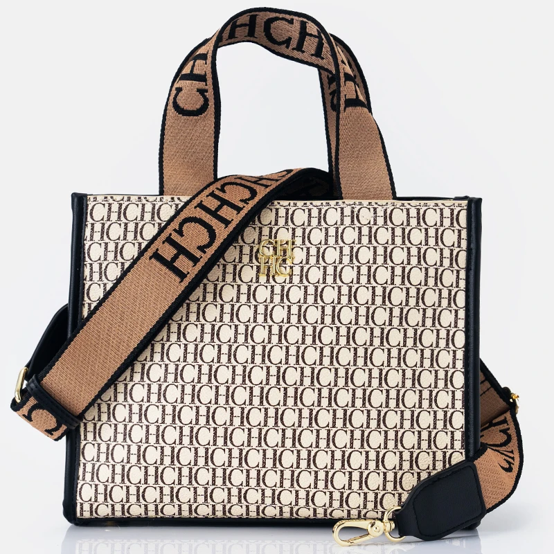 حقائب نسائية شعار معدني عادية سعة كبيرة ضوء العلامة التجارية الفاخرة مصمم 2026 موضة جديدة حقيبة يد نسائية عالية الجودة