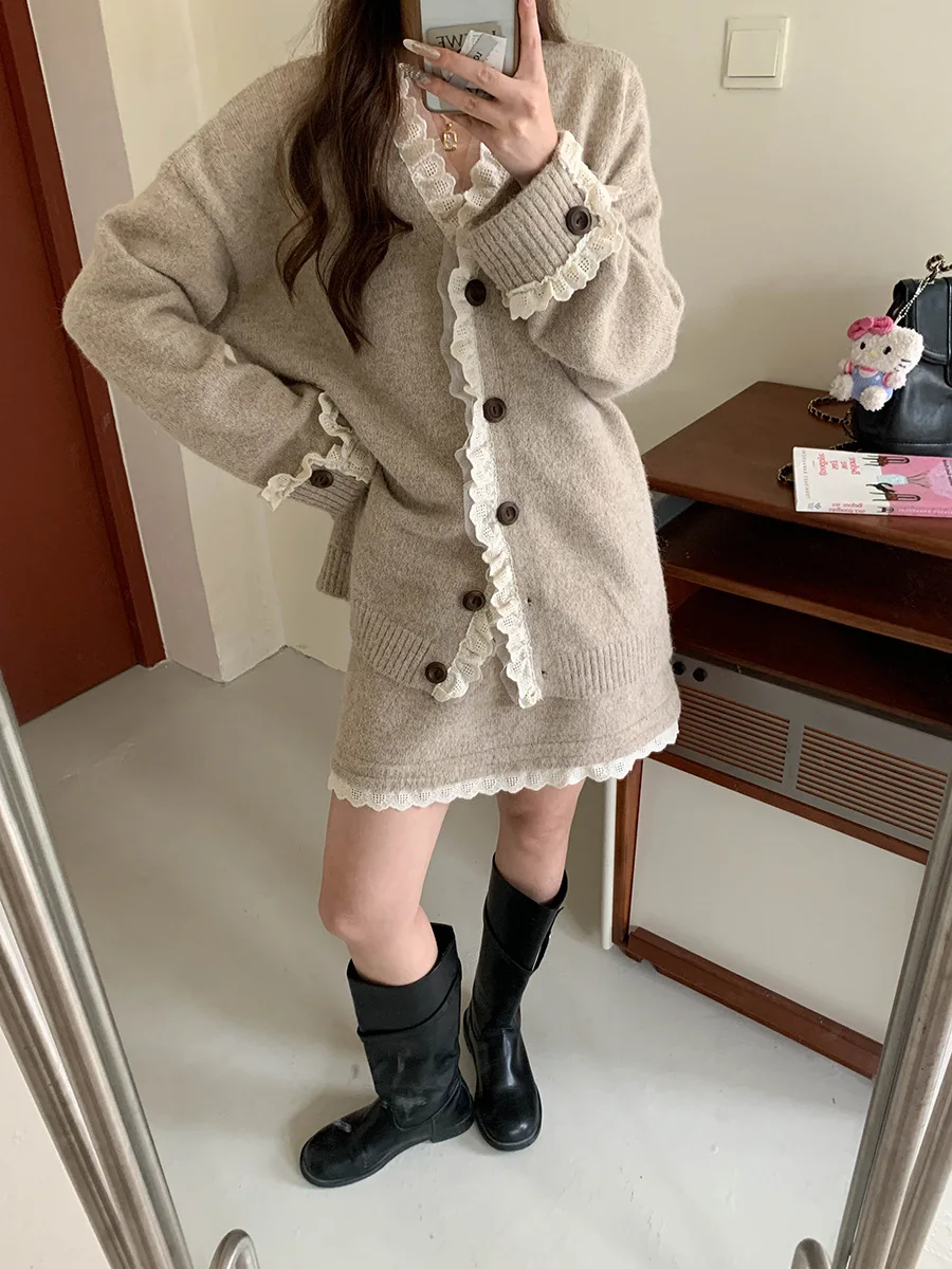 

Early Spring New Women's Casual Solid Color Gentle Lace Edge Knitted Cardigan Skirt Set