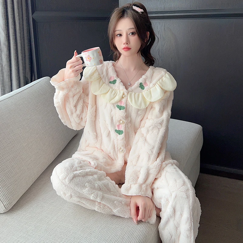 2024 New Thickening Lapel Cardigan Women Sets Luxury Two Pieces Plush Set Clothes for Women Sweet Printing Pajamas for Women