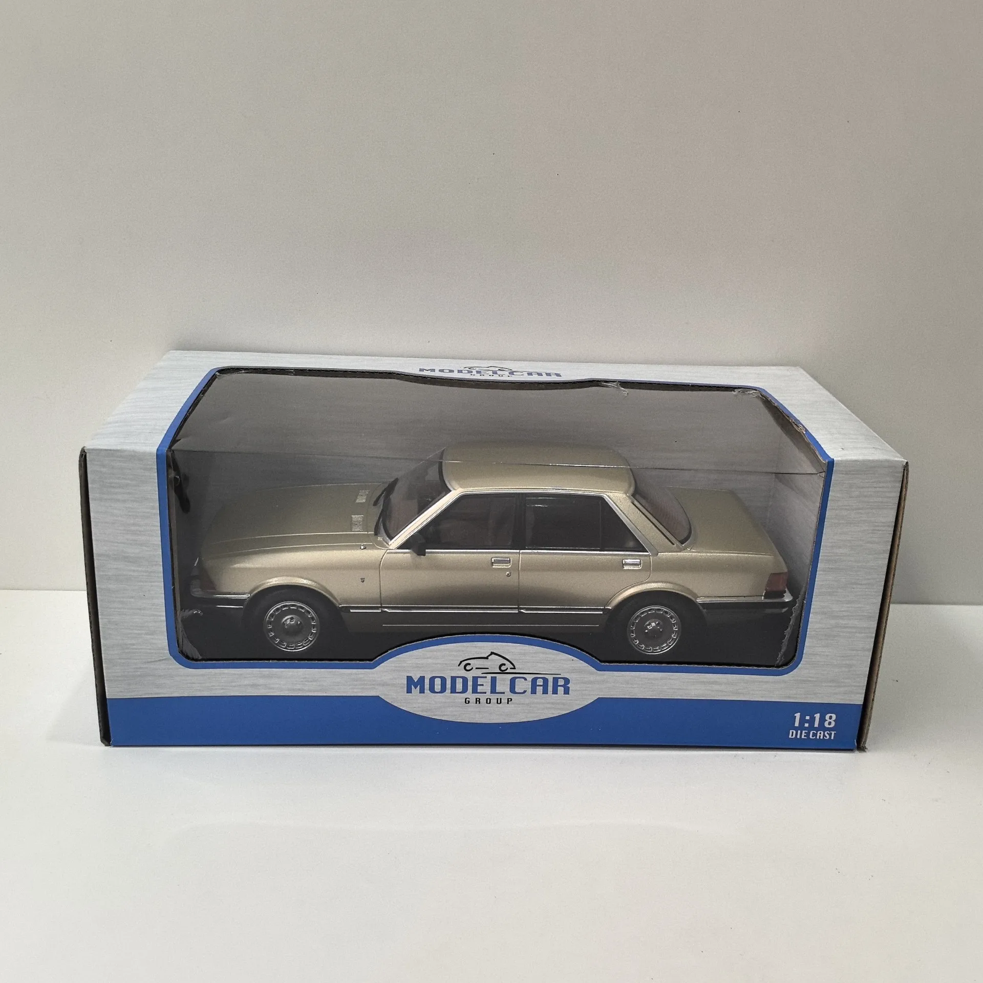 

Литой под давлением MCG масштаб 1/18 FORD Granada MKII, модель автомобиля из сплава, Коллекционная игрушка, подарок, сувенир, украшение для дисплея