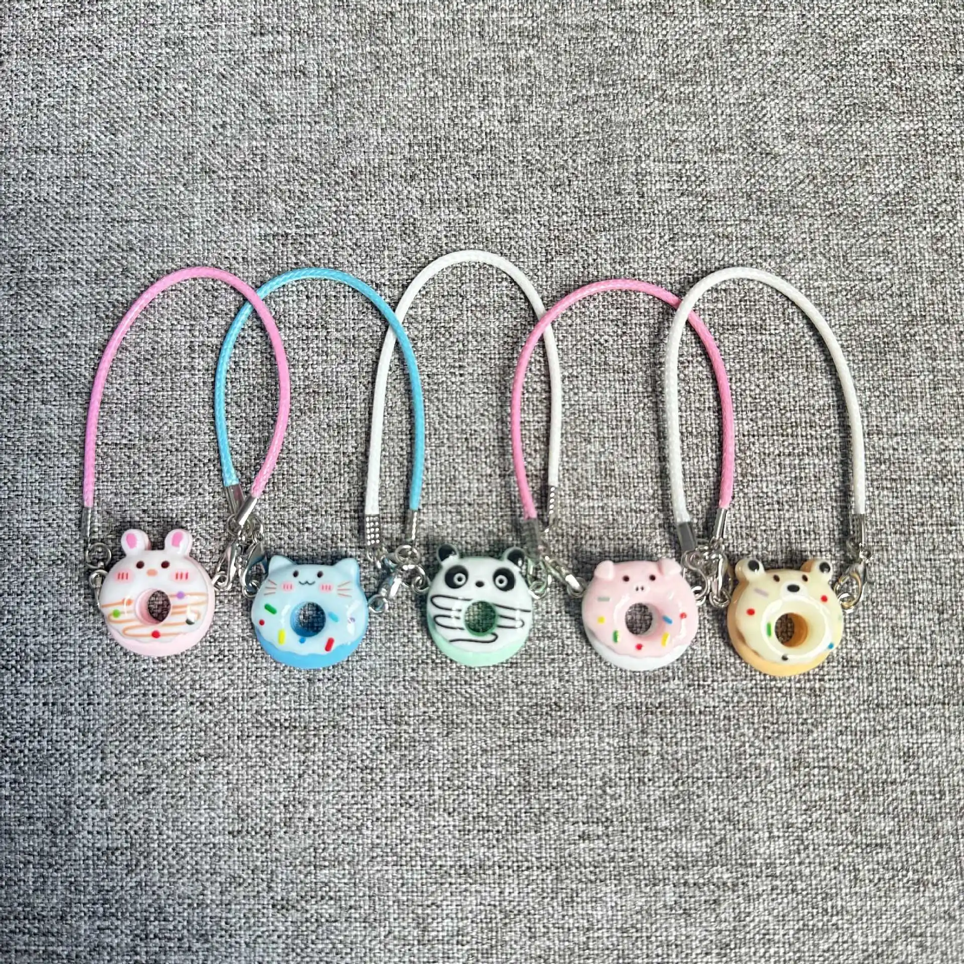 

Clothes Accessories For Labubu 15/17Cm Dolls Gen 1-3 Ornament Mini Donut Bag Accessories Neck Hanging Accessories