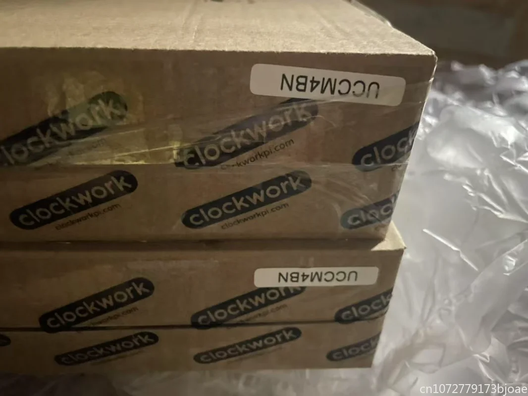 uConsoleRPI-CM4 Lite+ Raspberry Pi CM4 104000   lite, + WIFI + celular 4G, en stock,