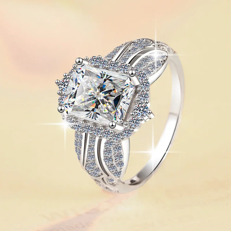 Moissanite 3Ct PT950 Platinum Radiant-Cut Fashion Ring Women's - Clear moissanite, trendy luxury, top high-end gift