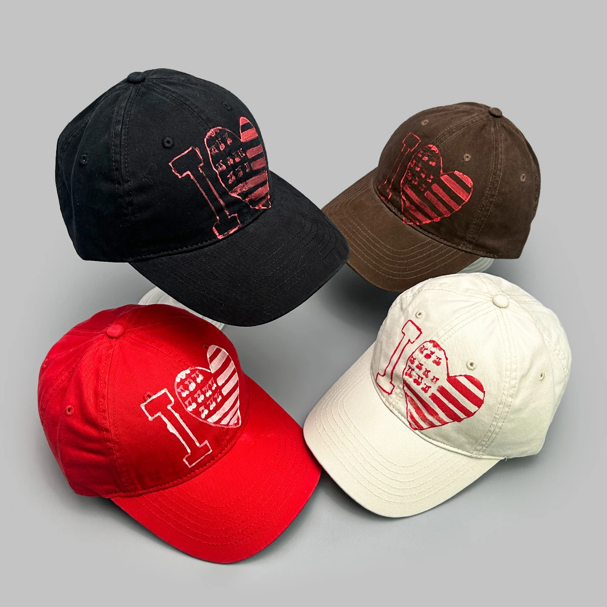 

Personal Design Style Korean Printed Love Baseball Hats New Men Women Sunshade Distress Versatile ins Fashion Street Peaked Caps