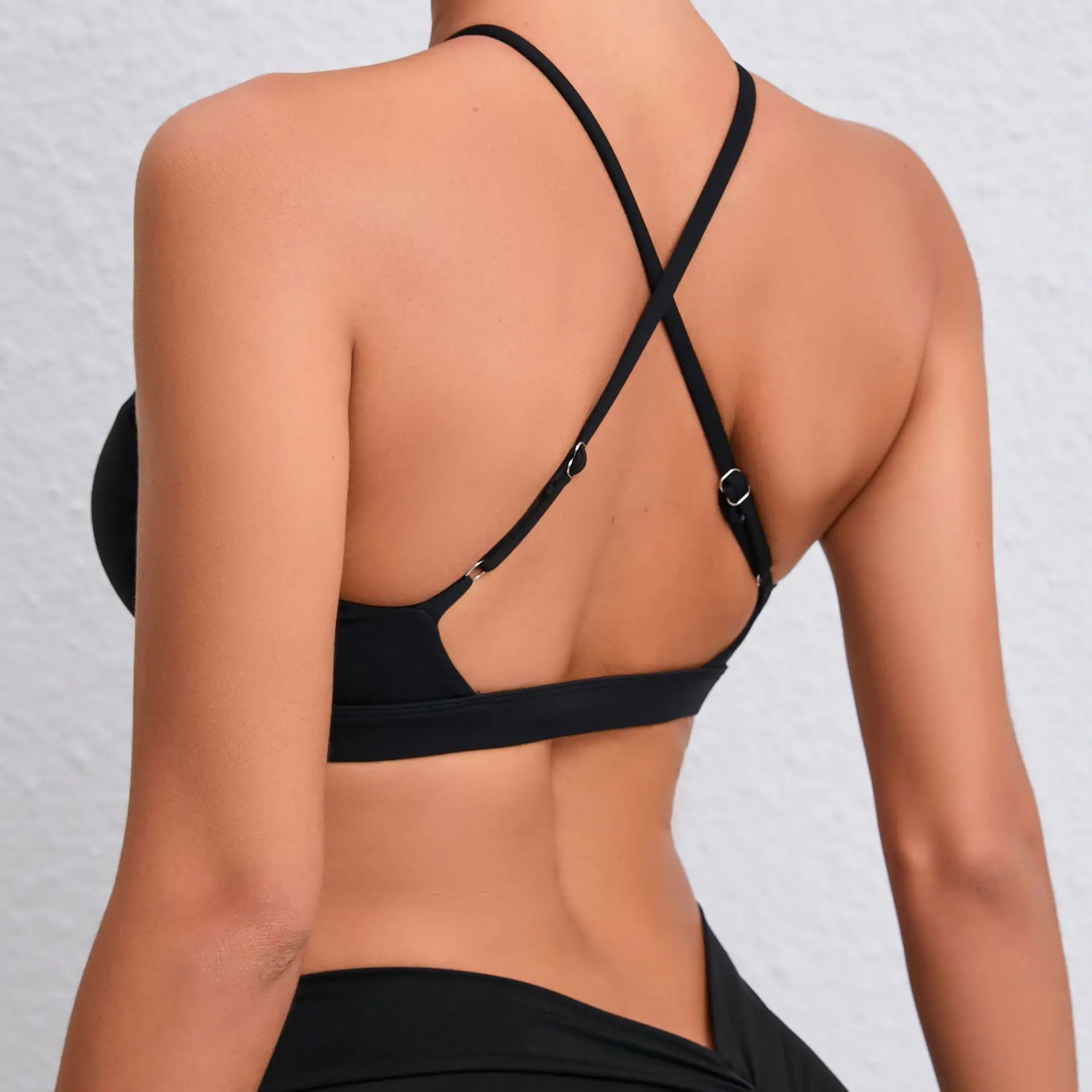 Cross Strap Halter Sports Bra Women's Yoga Pilates Workout Top Hollow Out Quick Dry Fitness Bralette