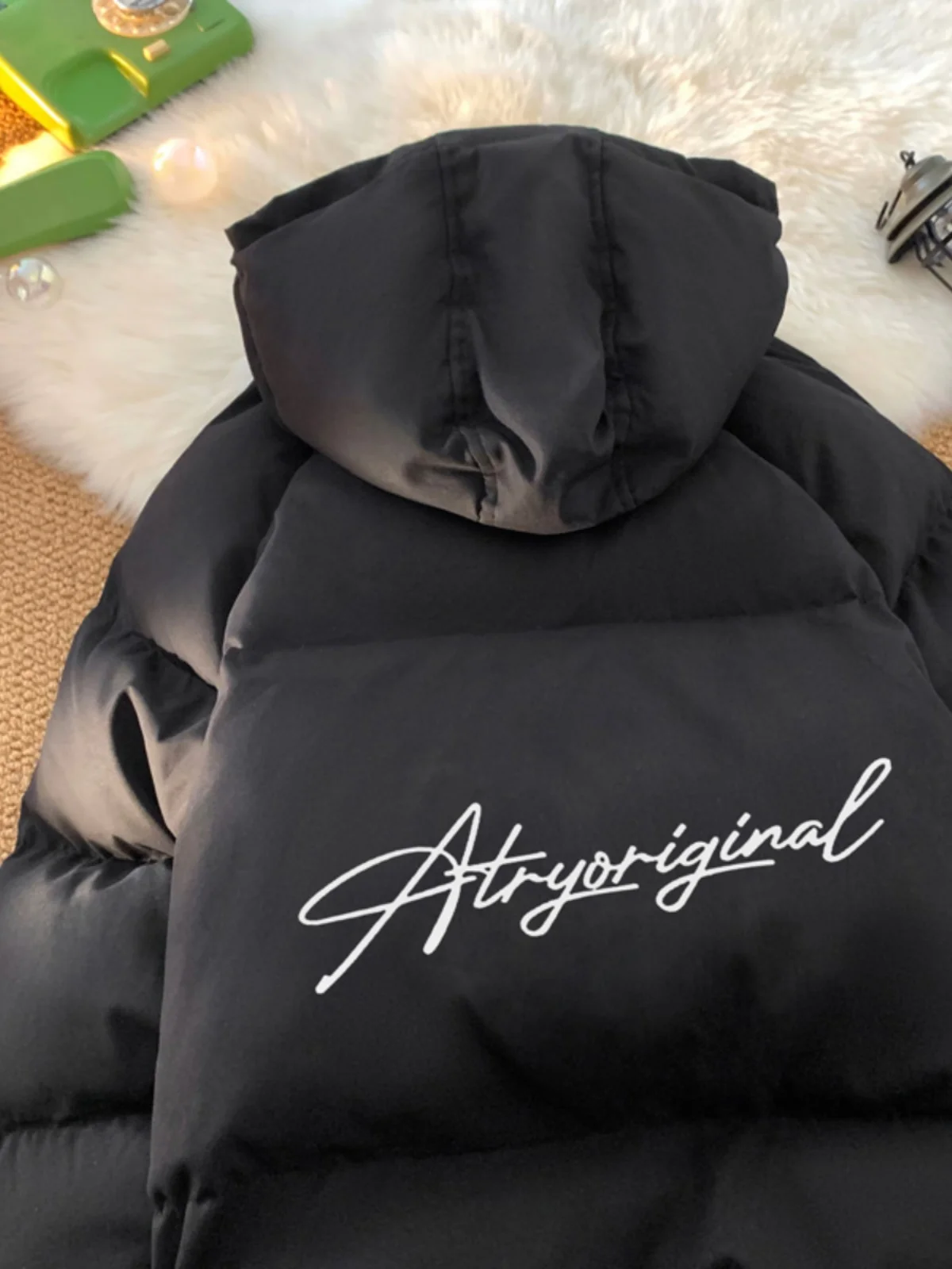 

Новая мужская утепленная хлопковая куртка с капюшоном 2024 года: теплая, в американском стиле оверсайз, модная брендовая зимняя верхняя одежда