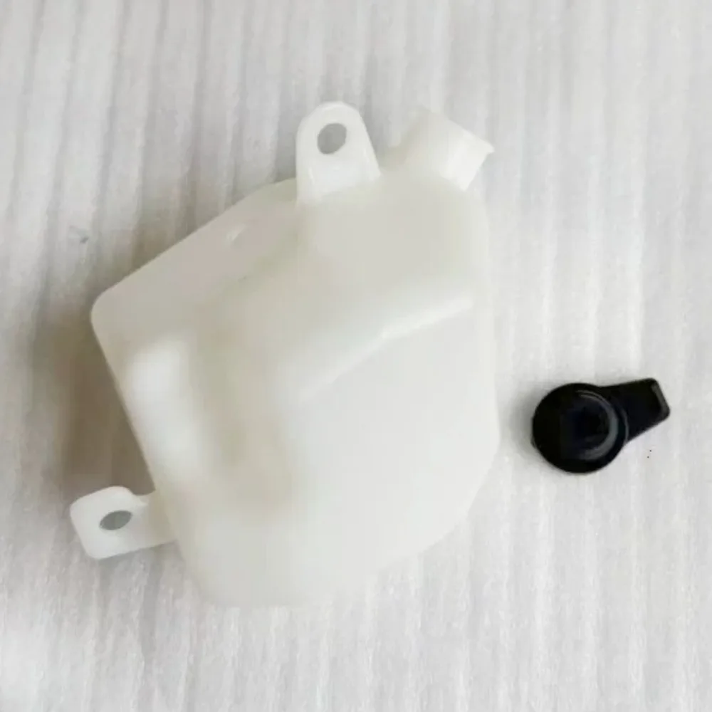 For Benelli Leoncino800 BJ750-6 Expansion Kettle Auxiliary Water Tank 06111P370000 Cover 14030S040000