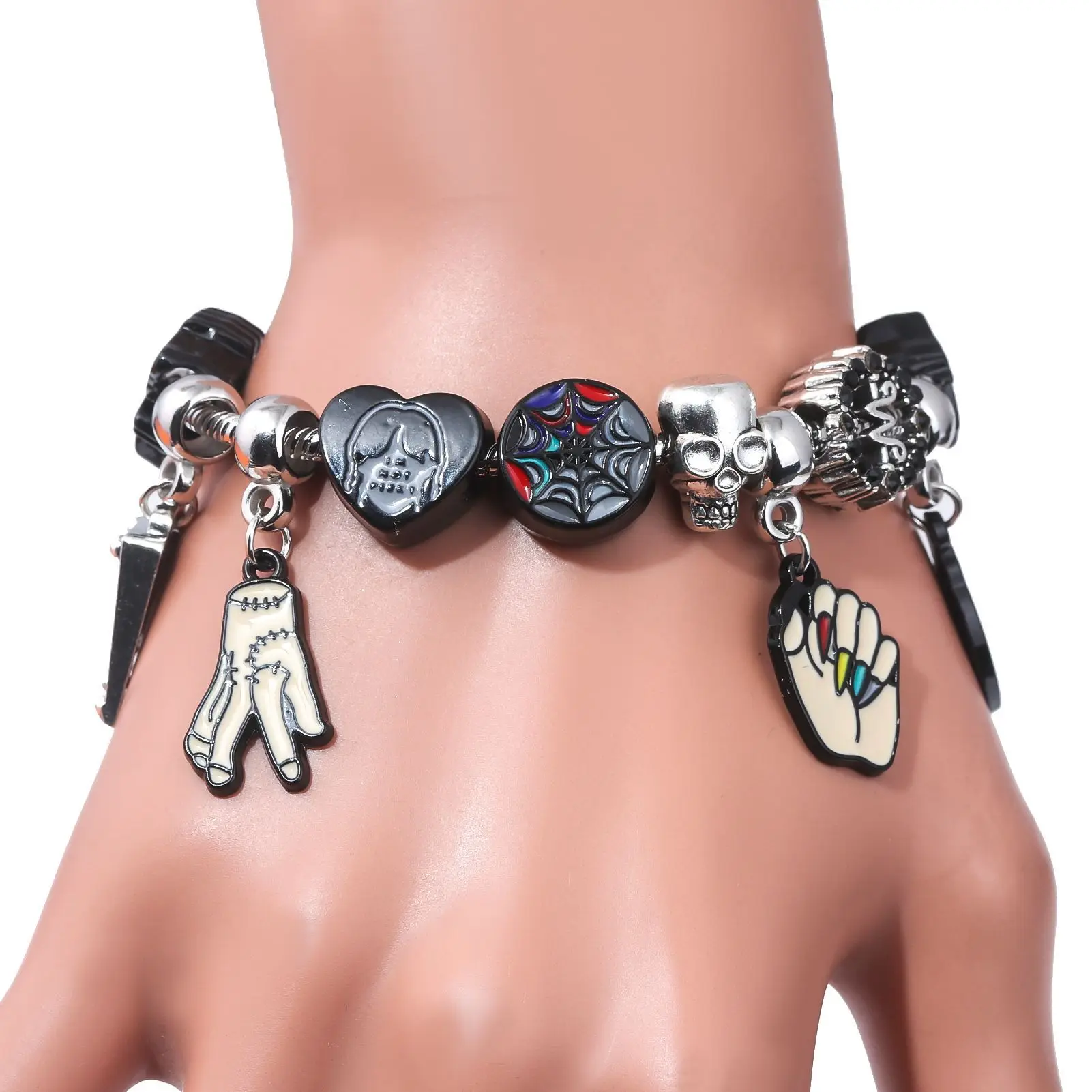 The Addams Family Filmperipheriegeräte, dunkles Skelett, DIY-Pandora-Armband, Perlenschmuck, modische, hübsche Accessoires, Geschenke