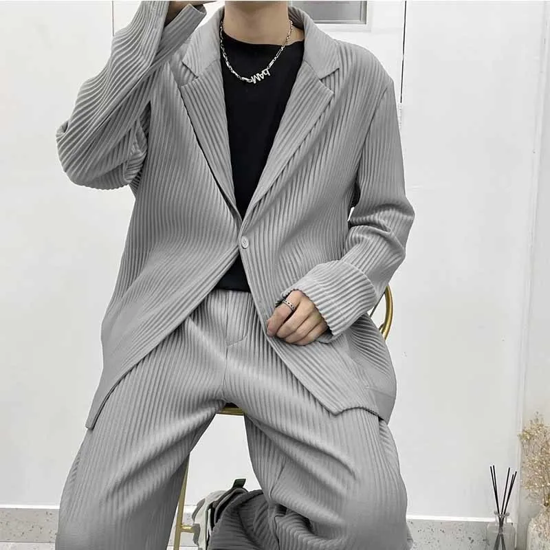 

KIDWHXR Men Suit Outfit Loose Single-breasted Blazer Male Straight-leg Pant Man Thin Simple Knitted Business Casual 2-piece Set
