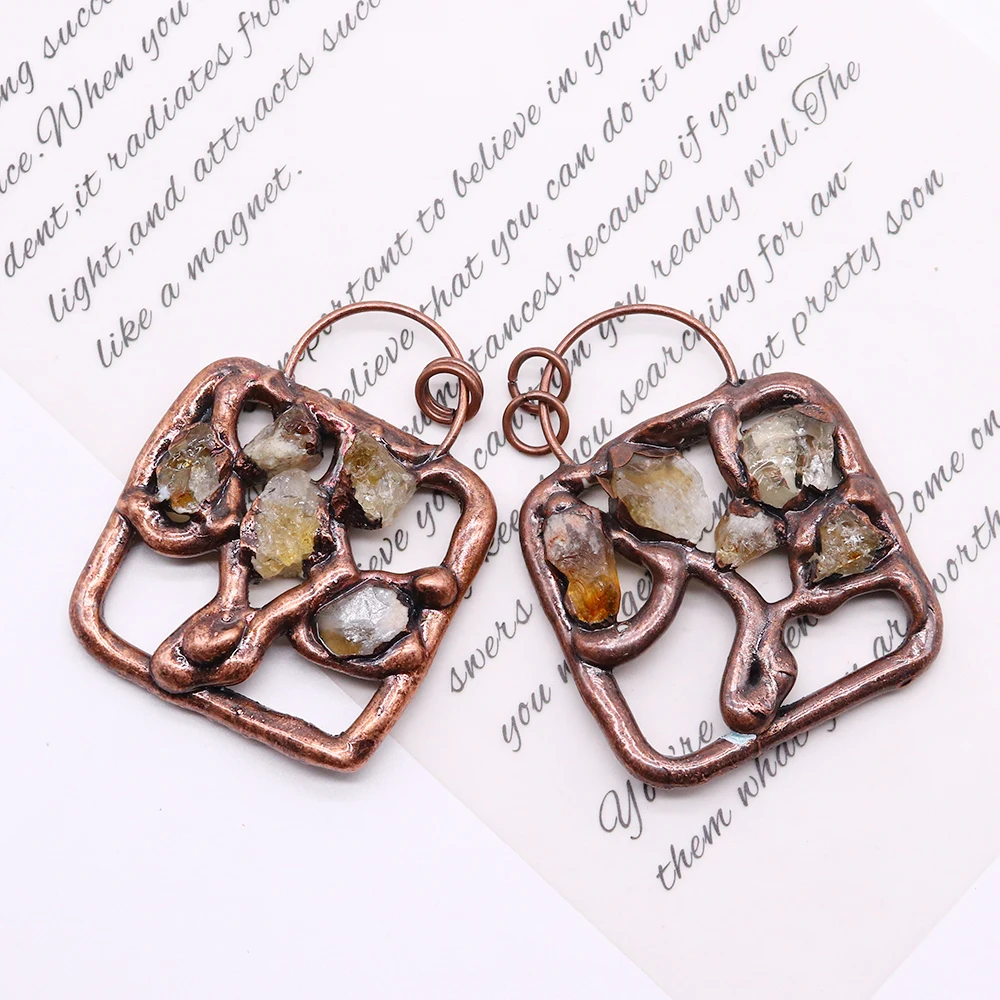 

Exquisite Natural Stone Pendants Lock Copper Hoop Quartz Crystal Pendant for Jewelry Making DIY Healing Necklace Accessories
