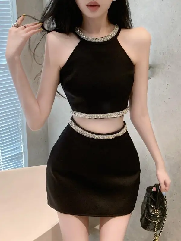 

Elegant Diamond Embedded Two-Piece Set Short Sleeve Vest Style Comfortable Cotton Material Summer Fashion for Young Women