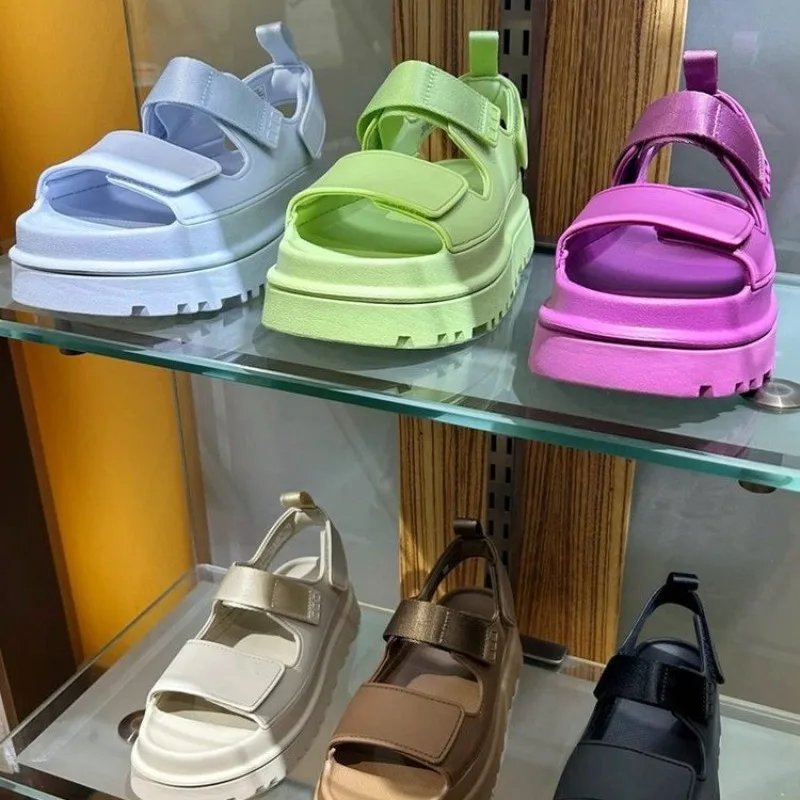 

2025 Summer New Platform Heightened Cool Drag Women Wear Fashionable and Versatile One-word Casual Slippers