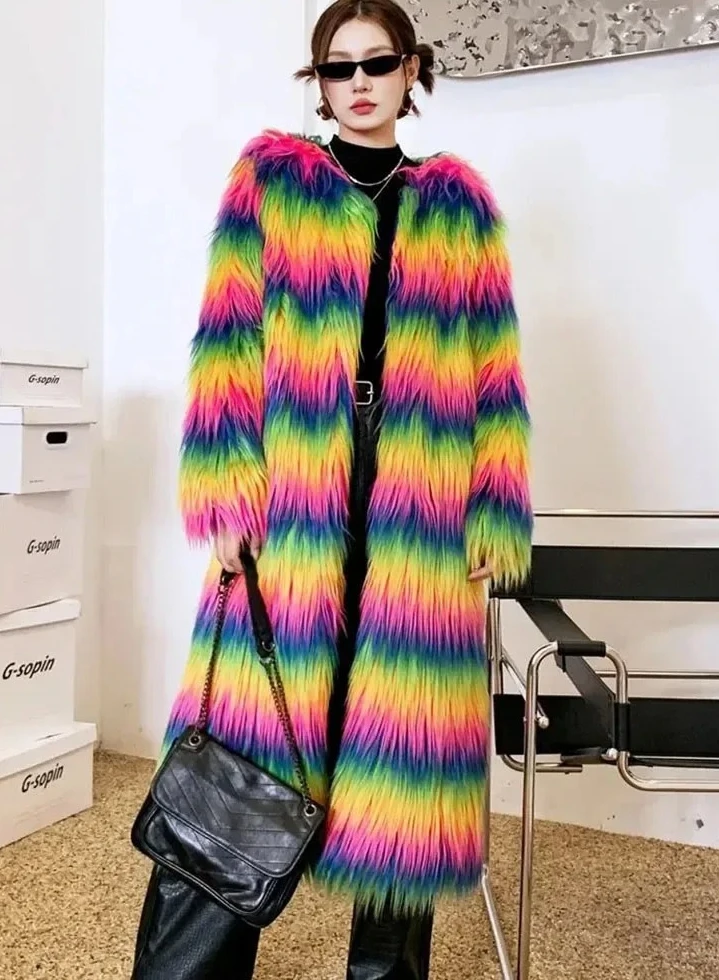 معطف نسائي شتوي أنيق منفوش من فرو الأغنام الصناعي بألوان قوس قزح سترة من الفرو الصناعي للنساء معاطف فرو طويلة للغاية #1