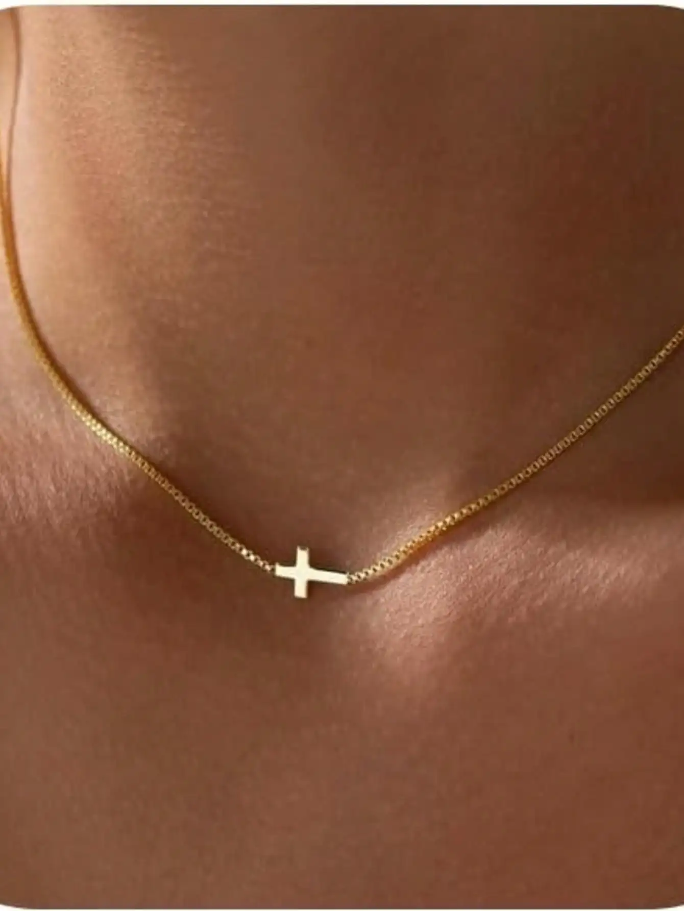 

1pc- Cross Pendant Necklace Unique Design Premium Collar Chain Perfect for Dates and Parties