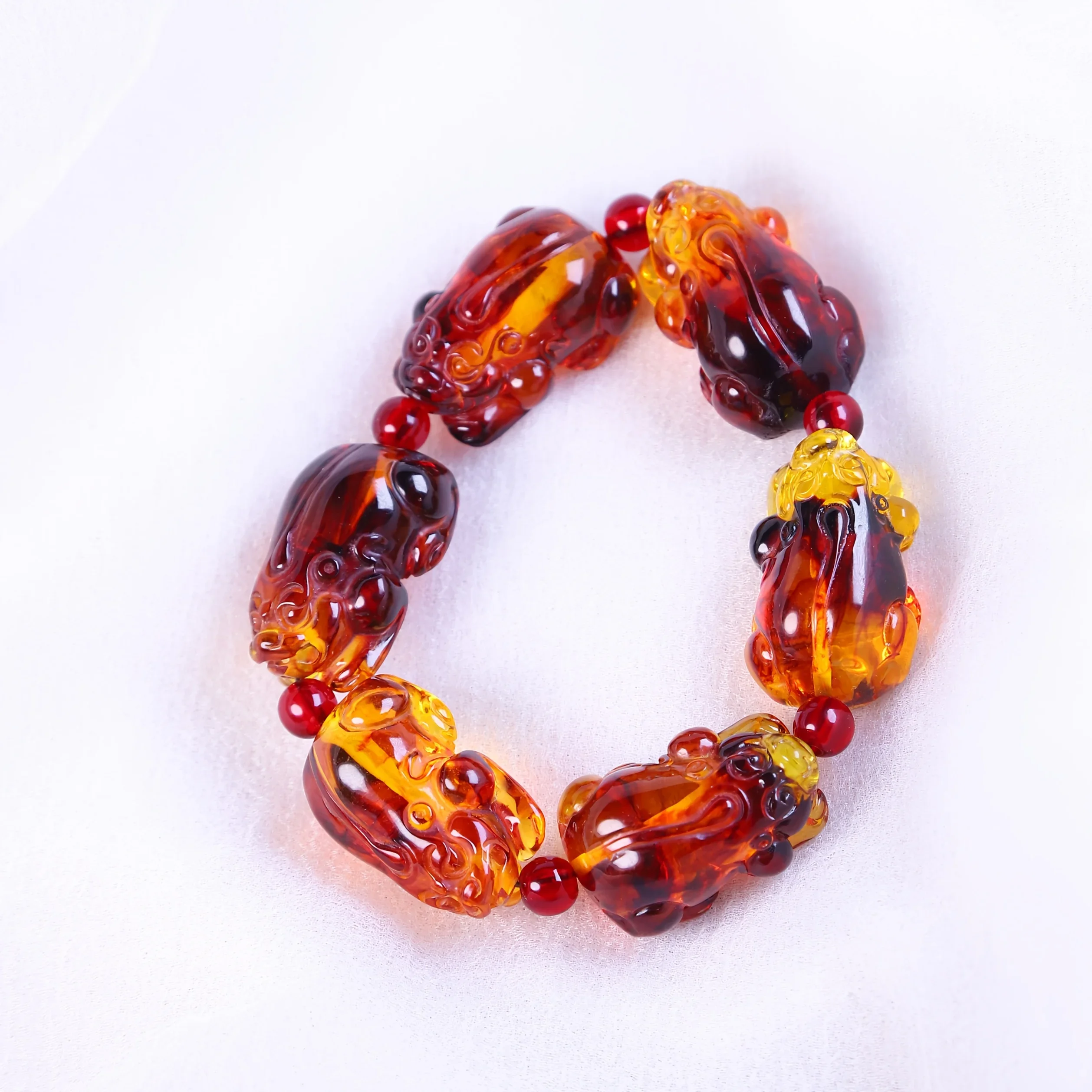 Engraved Pixiu Bracelet. Resin Old Beeswax Bracelet Men's Bracelet