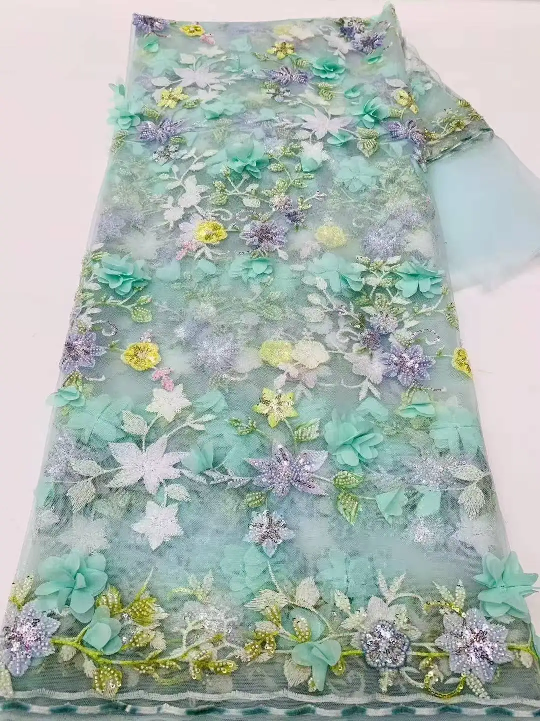 

Новейшая высококачественная африканская тюлевая кружевная ткань 2025 3D кружевная вышитая кружевная ткань с отделкой Африканские свадебные платья R82