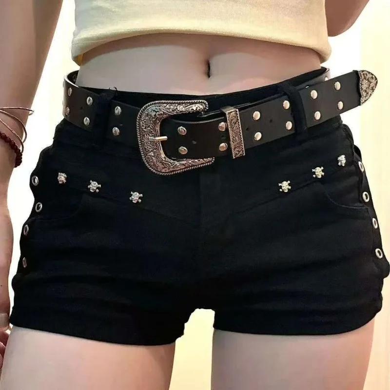 Y2K Gothic Black Denim Shorts Rivet Studded Low Waist Ultra Short Jeans Summer Sexy Slim Fit Leg Lengthening Streetwear