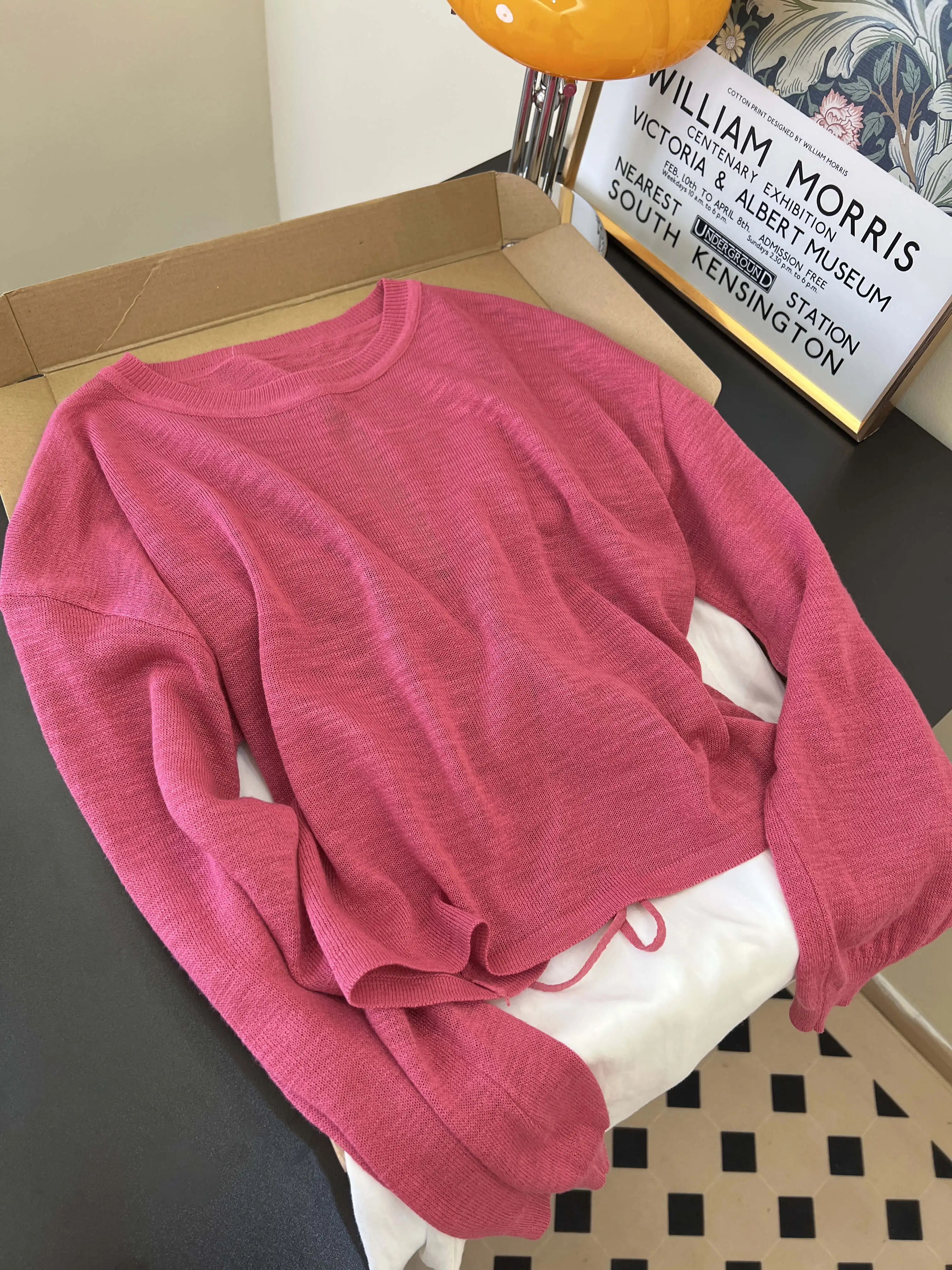 تي شيرت نسائي فضفاض بأكمام طويلة محبوك بلون نقي