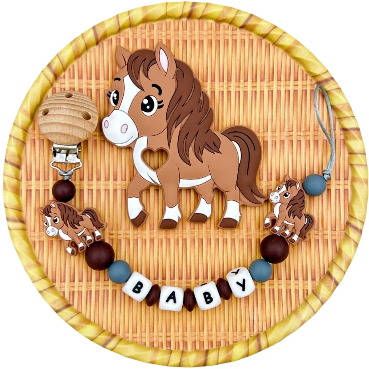 

Custom English Russian Silicone Letter Name Baby Horse Silicone Beads Pendant Pacifier Clips Chains Teether Baby Kawaii Gifts