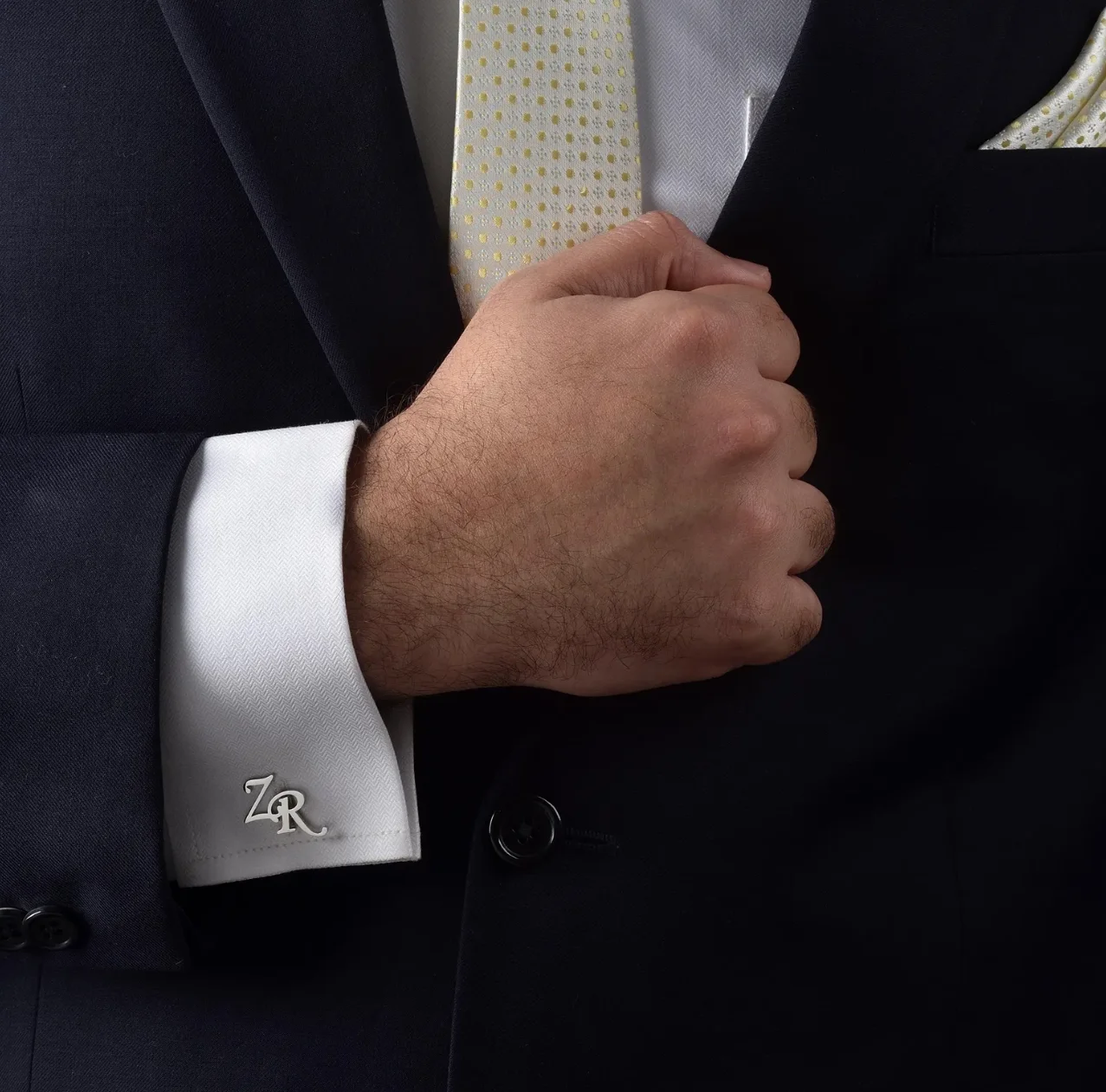 

Personalized stainless steel initials customized groom's gift proposal gift gold-plated initial cufflinks wedding gift