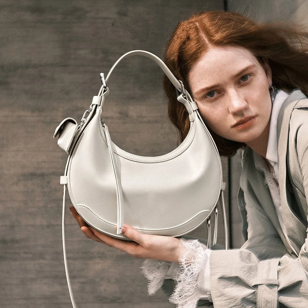 2025 جديد جودة عالية حقيبة تحت الإبط حقيبة كروسبودي حقيبة نسائية متعددة الاستخدامات سعة كبيرة ركاب قسط حقيبة كتف مفردة #1