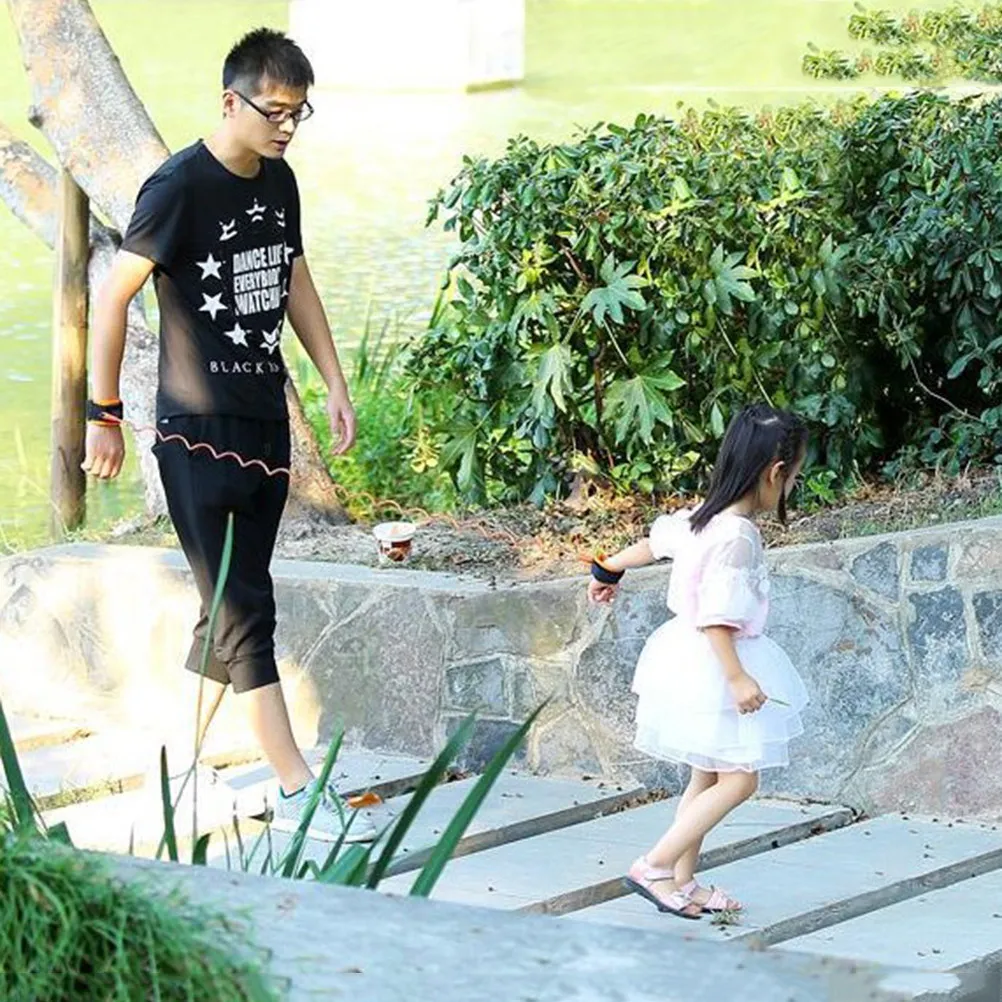 

2M Anti Lost Belt Kids Safety Harness Wrist Link Traction Rope Child Leash For Outdoor Indoor Use Orange Infant Walking Trainer