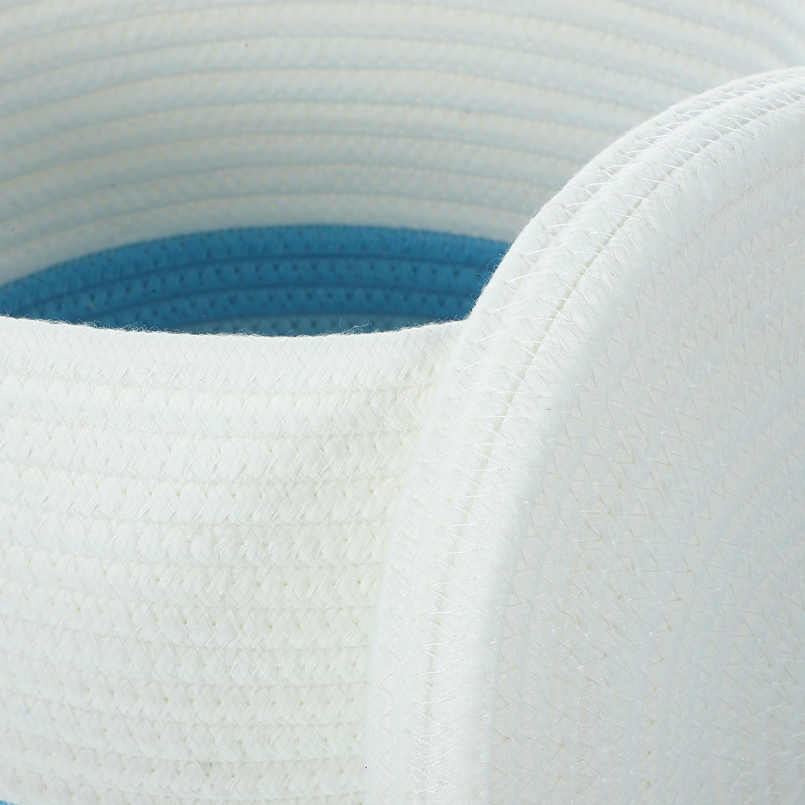 

Crown Rope Storage Baskets Set of 2 Blue Round Decorative Woven Baskets Lid for Home ganization Small Basket Storage Solution