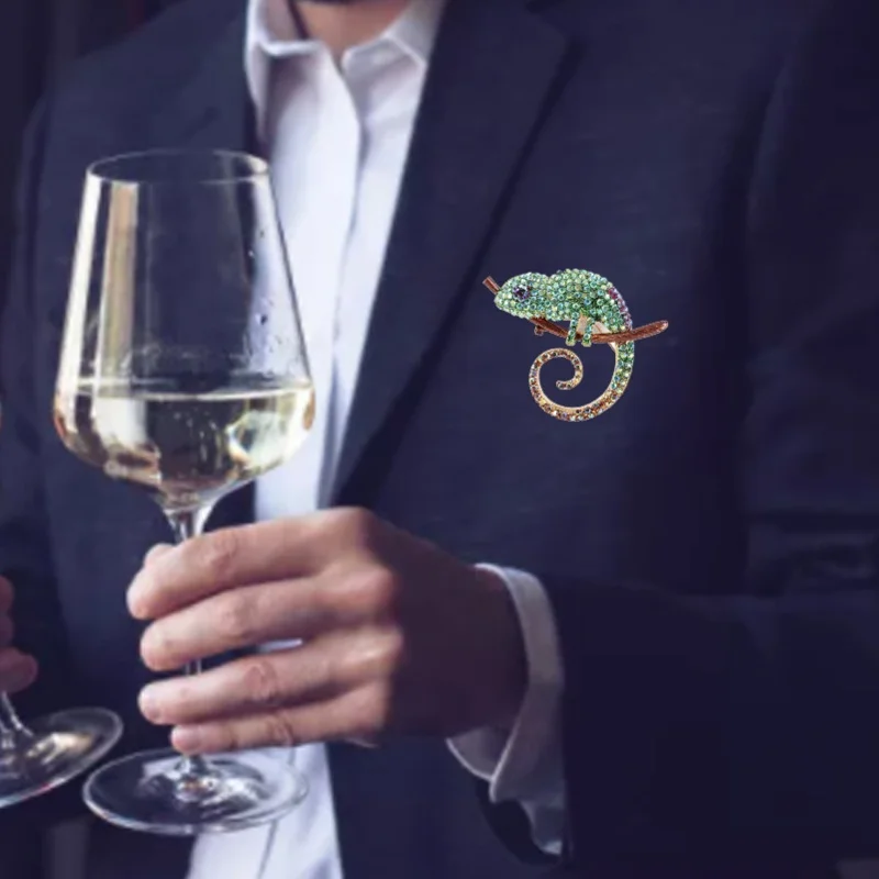 Brooch Fashion Design Anole Look Fine Workmanship Beautiful Appearance Light Weight Brooch PinGreen