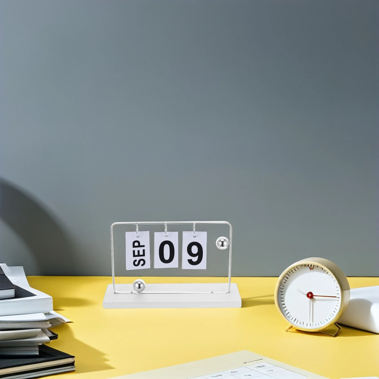 1 комплект, настольный вечный календарь, серебряный маленький флип-блок с датой для домашнего офиса, учителя, ежедневного использования, декоративная деревянная основа