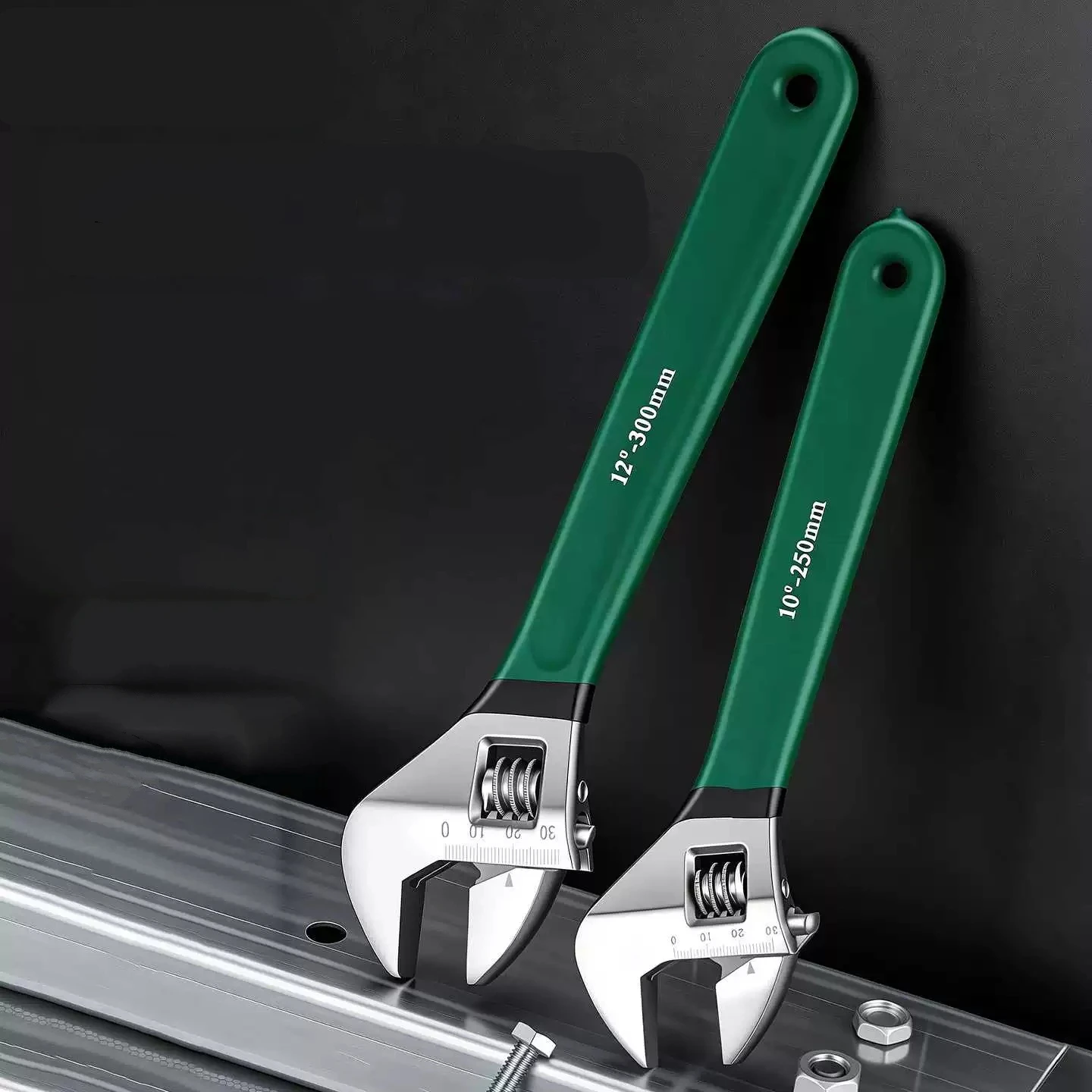 Adjustable Wrench Universal Spanner Dip Plastic Carbon Steel Mechanical Workshop Anti Slip Hand Repair Tools Car Bicycle Wrench