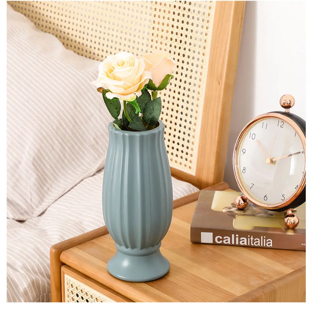 European Style PE Vase Creative Straight Flower Container Break Resistant Desktop Ornament For Office Hotel Decor