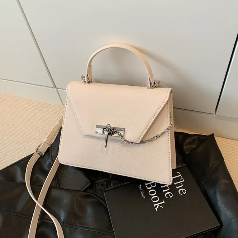 

Женская сумка-мессенджер из кожи с узором лотоса, элегантная, высококачественная, прочная, мягкая, в современном стиле ​