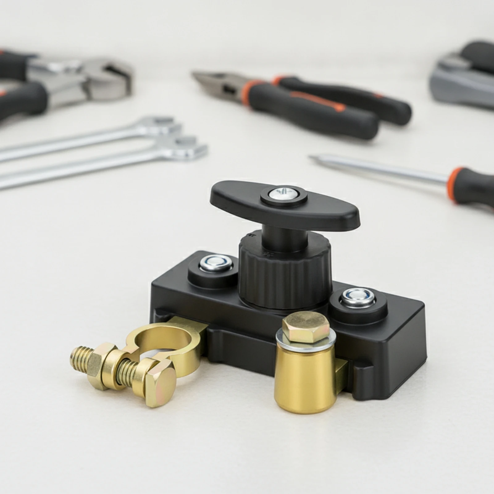 Car Battery Disconnect Switch Quick-Cutoff Battery Disconnect Switch Heavy-Duty Flame-Retardant for Automotive