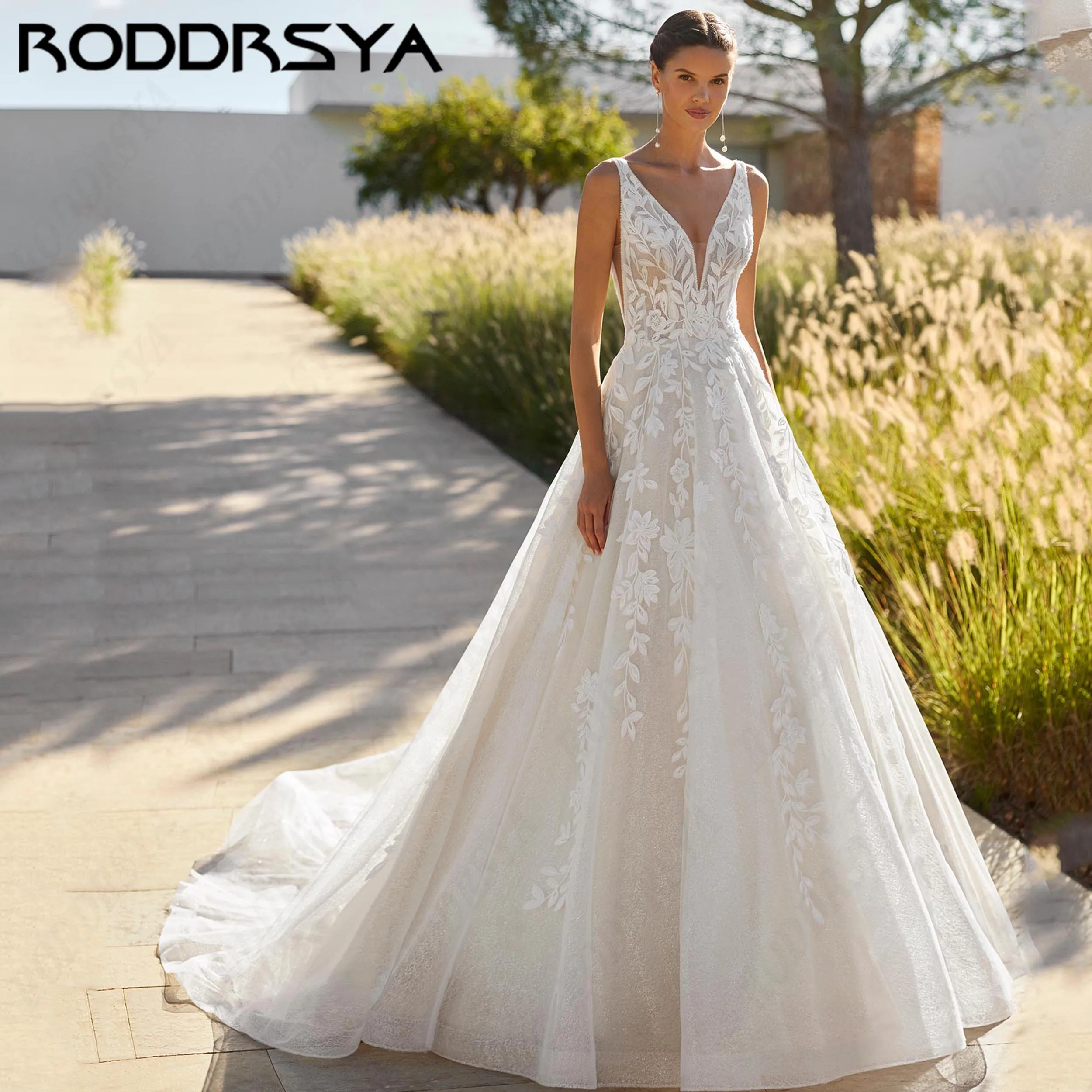 RODDRSYA Customized A-line V Neck Wedding Dress Classic Lace Appliques Backless Bridal Dresses Tulle Spaghetti Straps Bride Gown