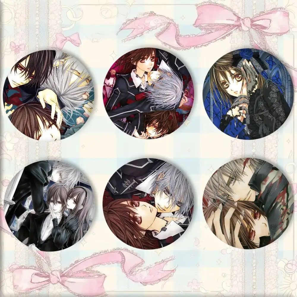 Classic Japanese Anime V-Vampire Knight Manga Badge Tinplate Round Laser Brooch Clothes Backpack Accessories Lapel
