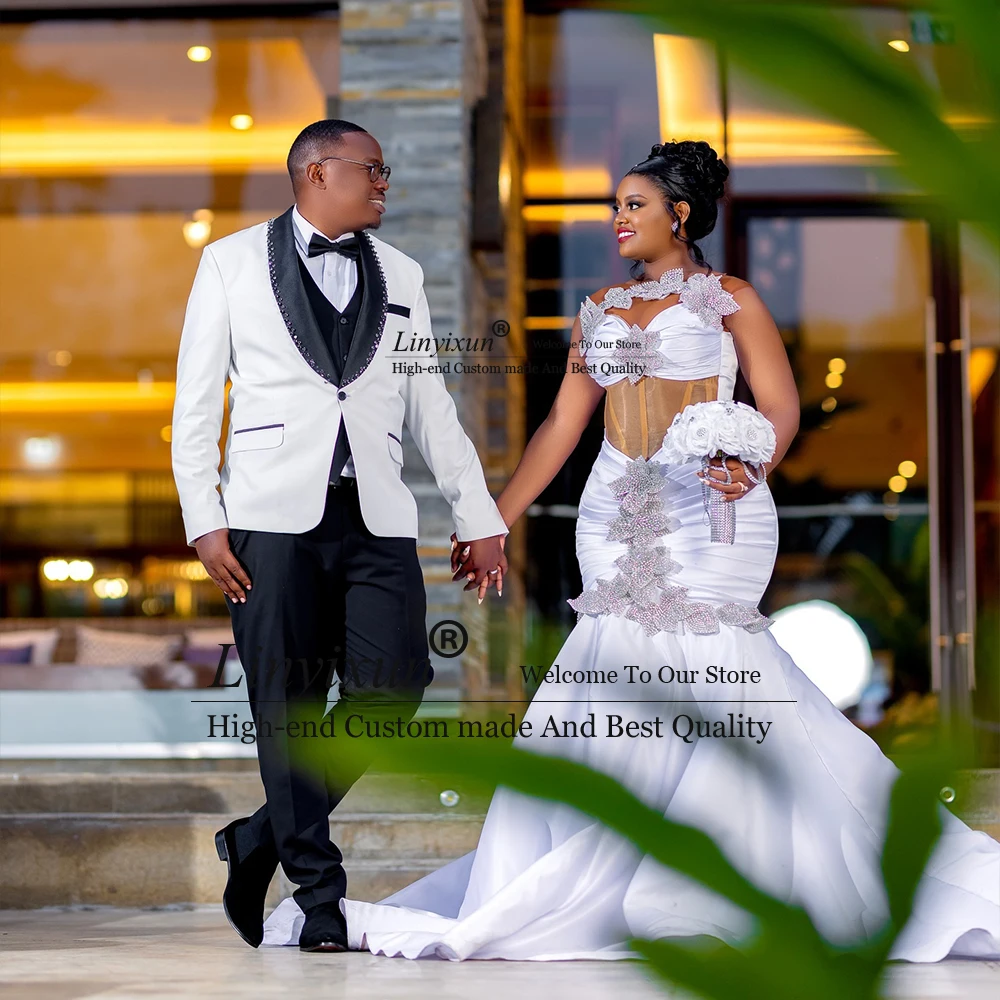 エレガントな 3D 装飾品のウェディングドレスノースリーブクリスタルマーメイドブライダルドレス花嫁のための女性のドレスカスタマイズされたローブデマリー