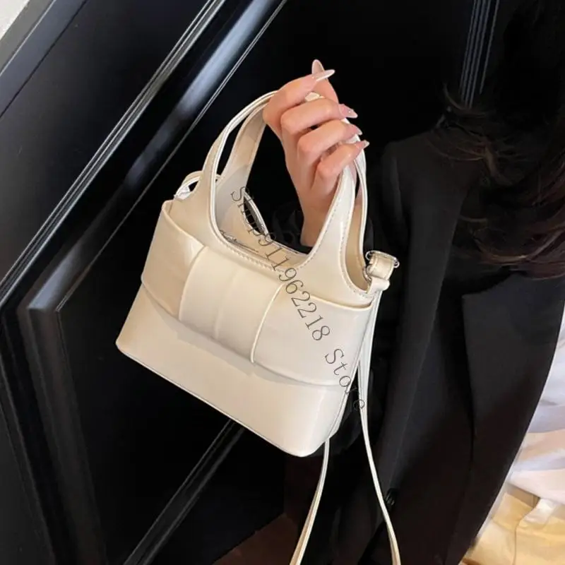 

Trendy PU Leather Crossbody Bag For Women PU Shoulder Bags For Various Occasion 066F