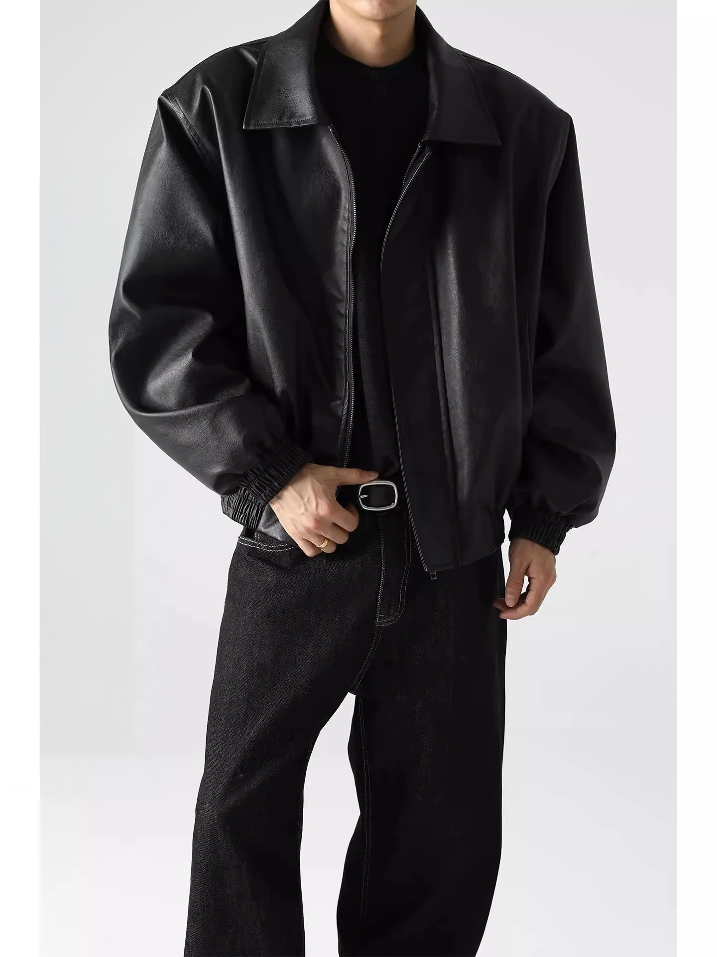 

Американский кожаный джерт с мягкой подкладкой, мужской весенне-осенний модный брендовый крутой рабочий костюм, свободный силуэт из искусственной кожи...