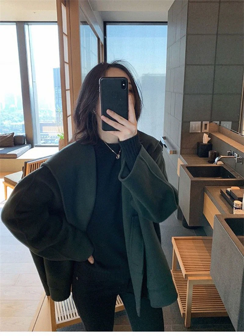 

Autumn/Winter New Hepburn Style Woolen Coat Fashion Versatile Thickened Women's Hooded French Fashionable Cape Coat Commuting