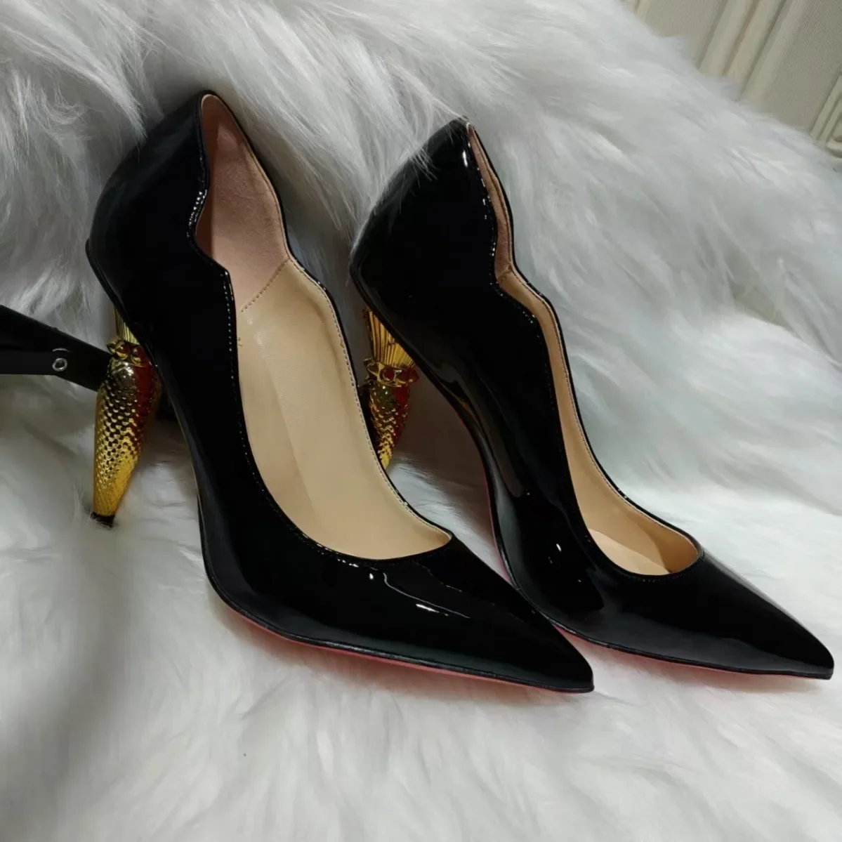 

Pointed Toe Red Sole High Heeled Shoes Women 10cm Metal Strange Heel Slip On Red Solid Color Zapatos Para Elegant Wedding Party