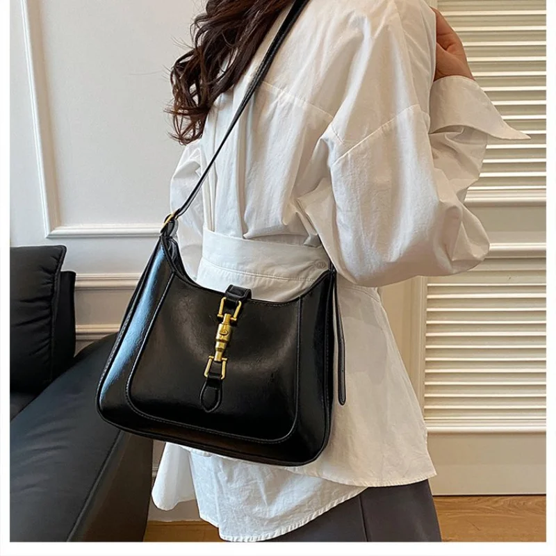 

Popular Classic Leather Women's Messenger Bag High-End Luxury Brand Trendy Elegant Elegant Detailing Commuter Vintage Bag​